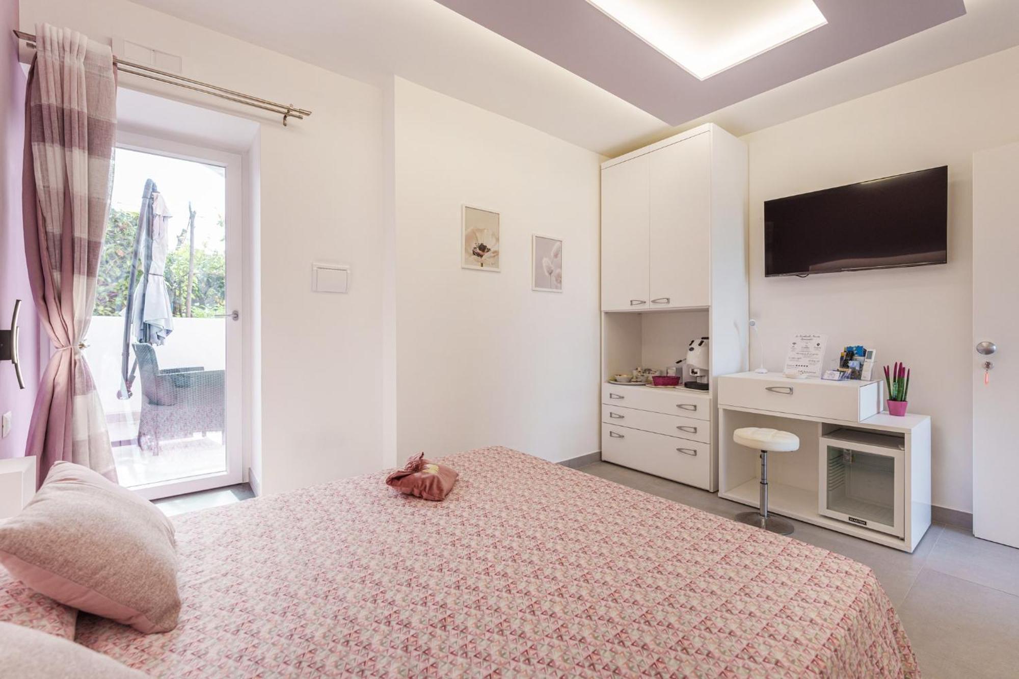 Le Rondinelle Rooms 普罗奇达 外观 照片
